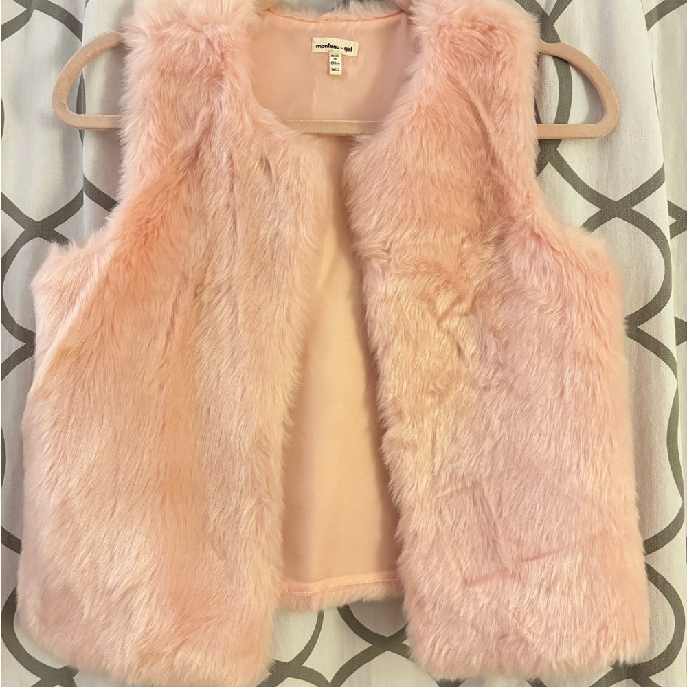 Montreal Girl Pink Fluffy Vest